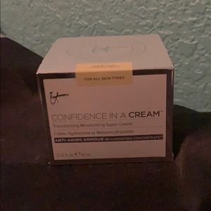 It Confidence in a cream